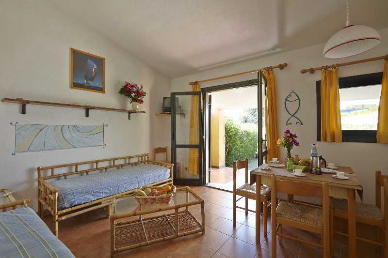Residence Baia Salinedda Capo Coda Cavallo Esterno foto