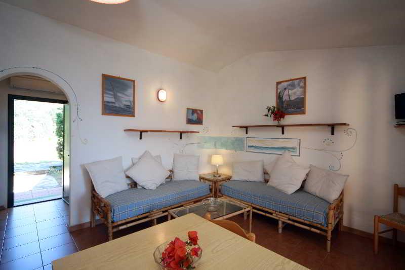 Residence Baia Salinedda Capo Coda Cavallo Esterno foto