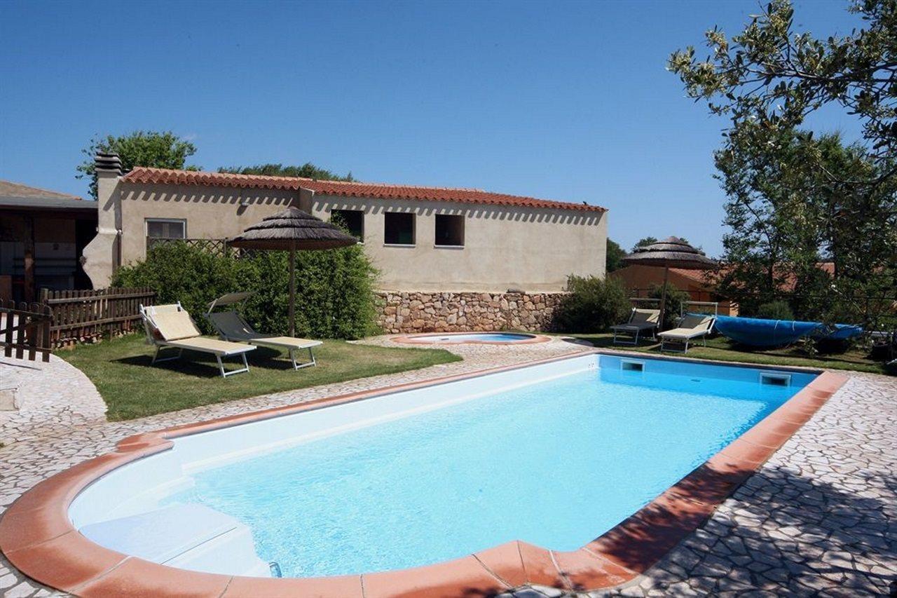 Residence Baia Salinedda Capo Coda Cavallo Esterno foto