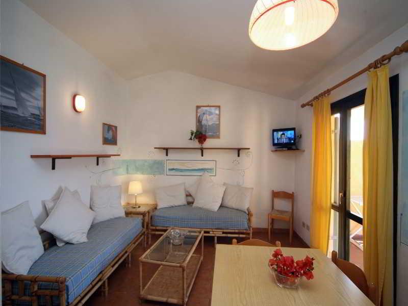 Residence Baia Salinedda Capo Coda Cavallo Esterno foto