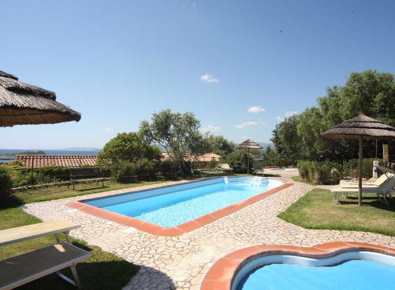 Residence Baia Salinedda Capo Coda Cavallo Esterno foto